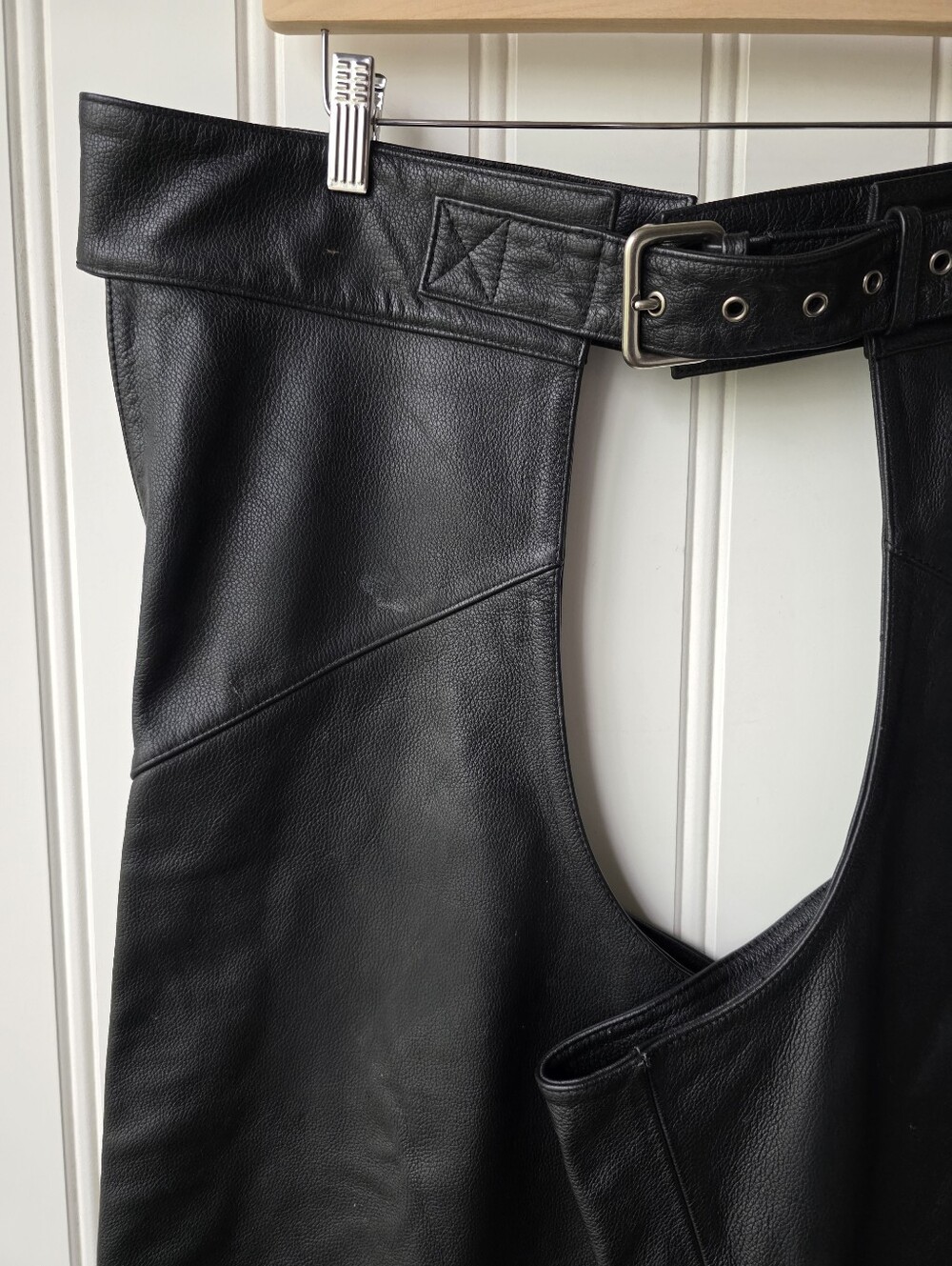 Harley Davidson Motorcycle Genuine Leather Biker Chaps Size 2XL - Picture 2 of 16